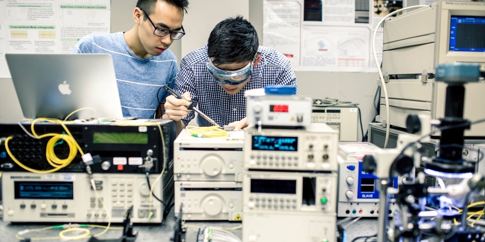 GRADUATE PROGRAM IN ELECTRICAL AND ELECTRONICS ENGINEERING